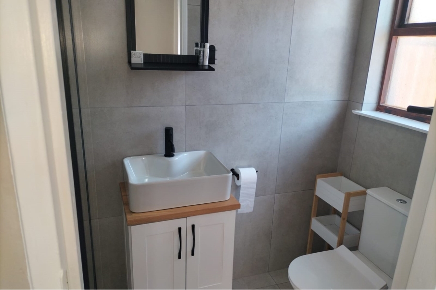 To Let 3 Bedroom Property for Rent in Flamingo Vlei Western Cape